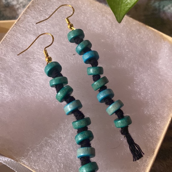 Turquoise Hand Crafted Macrame Tassel Fringe Earrings Wood Beaded Accents - Picture 4 of 9